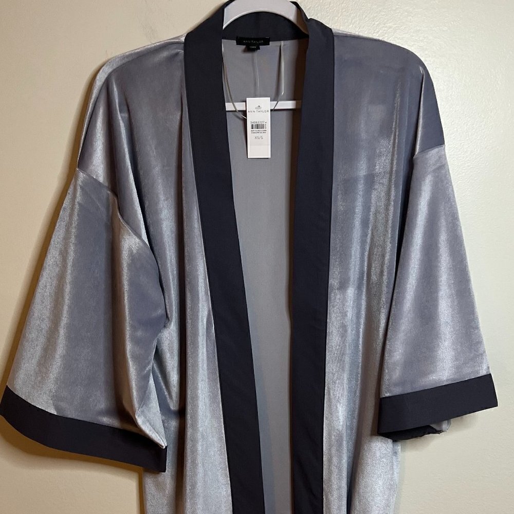 Ann Taylor Velvet Tonal Trim Kimono Color: Empire Grey